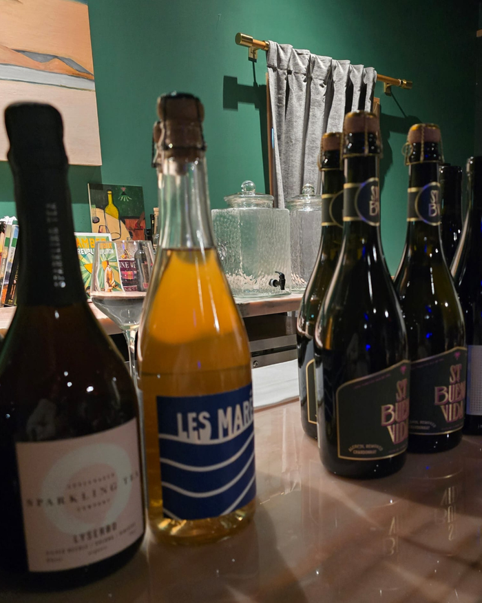 Rienne at Boia De Wine Club 