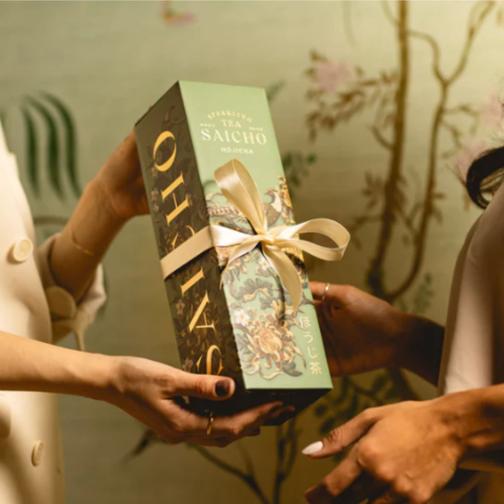 Bottle of Saicho Hojicha sparkling tea with Gift Box