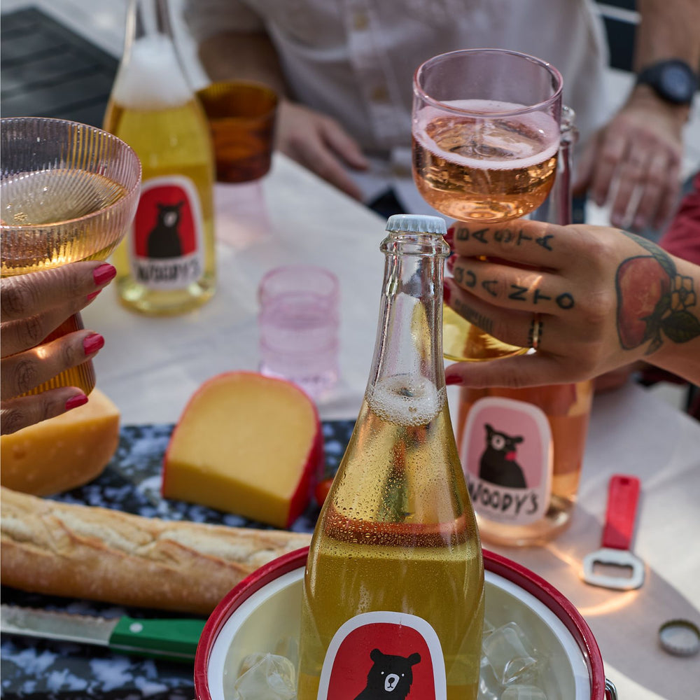 Woody's Blanc de Blancs — non-alcoholic American sparkling wine